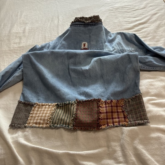 Vintage Button Down Denim Shirt Snowman Embroidered Patchwork Americana SzS - Picture 9 of 12